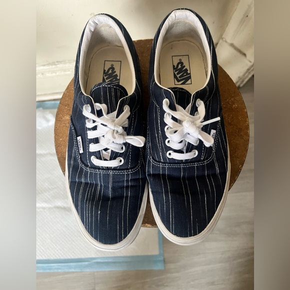 Vans size 11.0 men’s - Picture 3 of 6